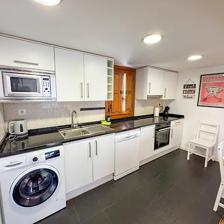 Historias Del Pilar - Turistea * Zaragoza